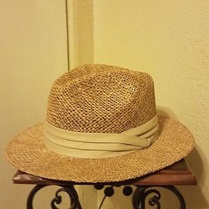 Straw hat